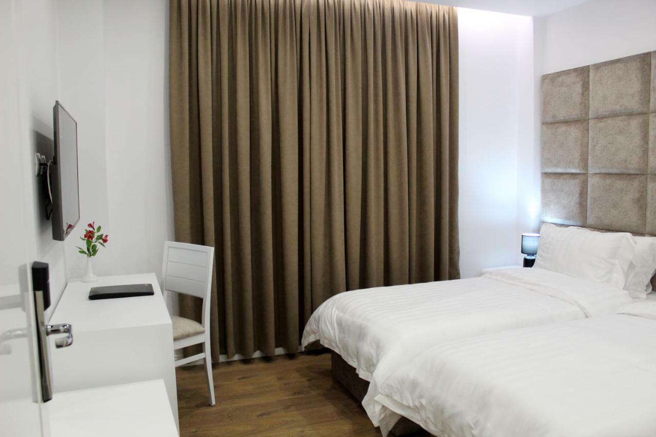 Ramel Hotel Tirana Extérieur photo