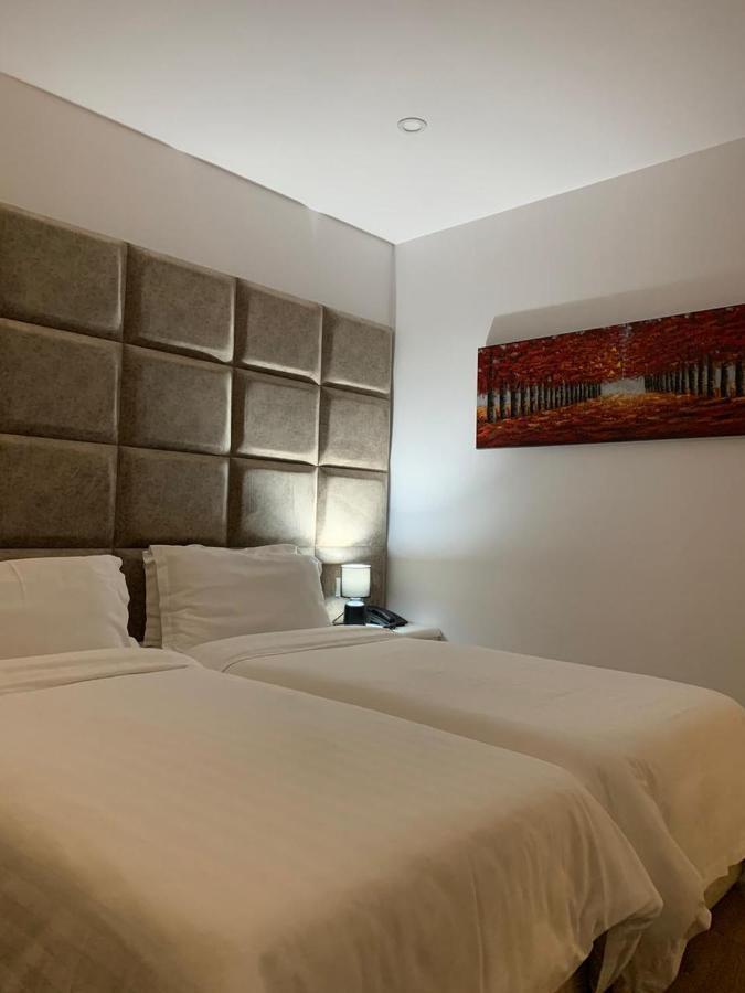 Ramel Hotel Tirana Extérieur photo