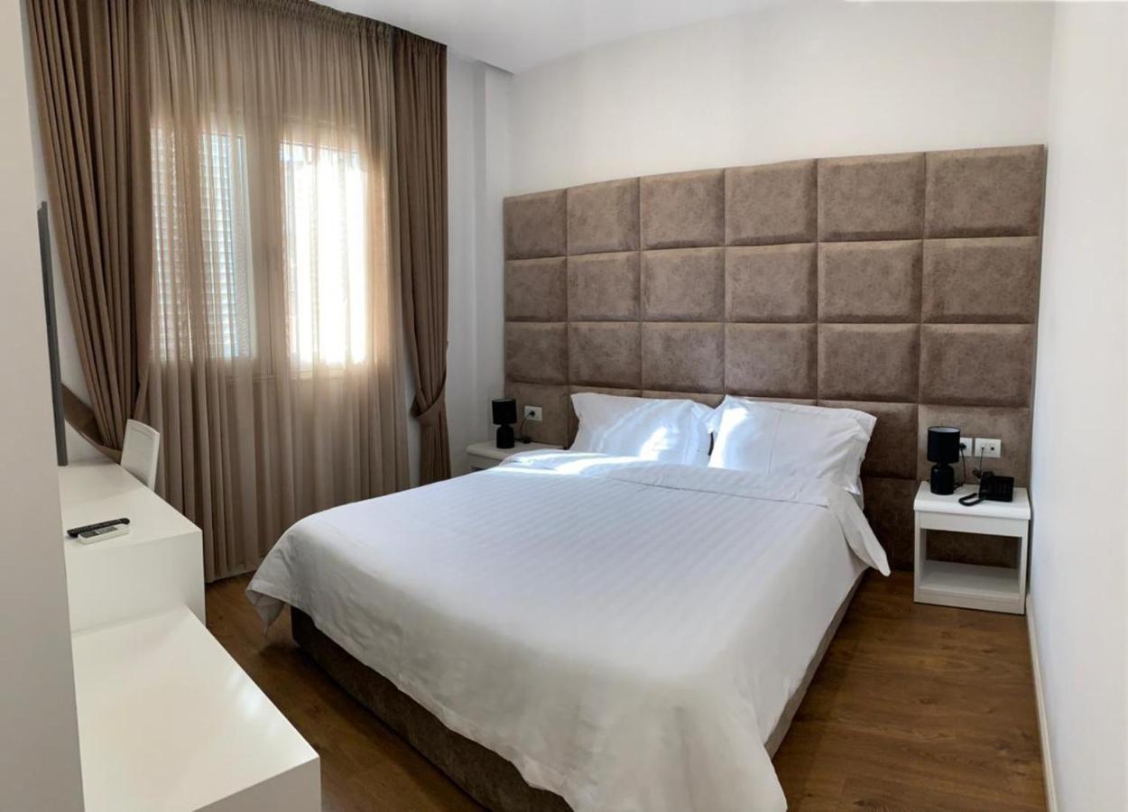 Ramel Hotel Tirana Extérieur photo